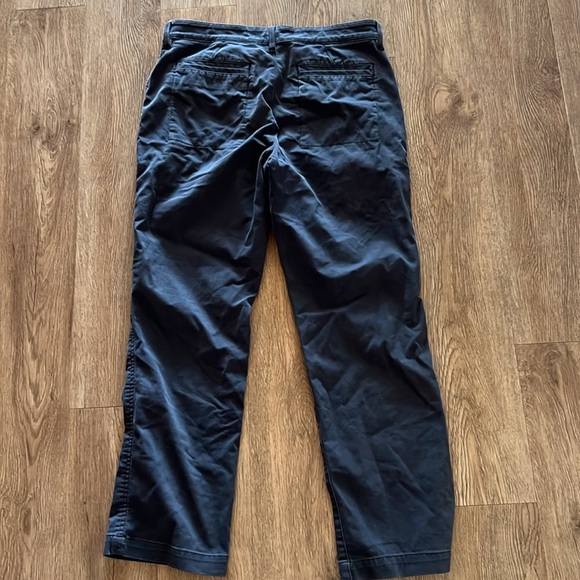 LL Bean Standard Fit Men’s 32 x 30 Blue Chinos - Picture 7 of 7